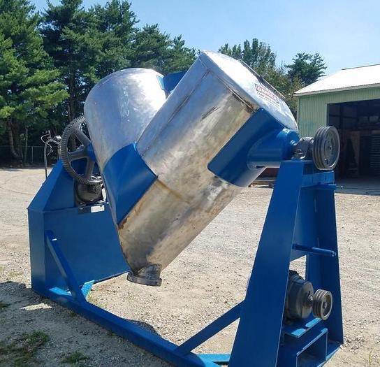 Used 40 CU. FT. P-K TWIN SHELL BLENDER - S/S WITH BAR