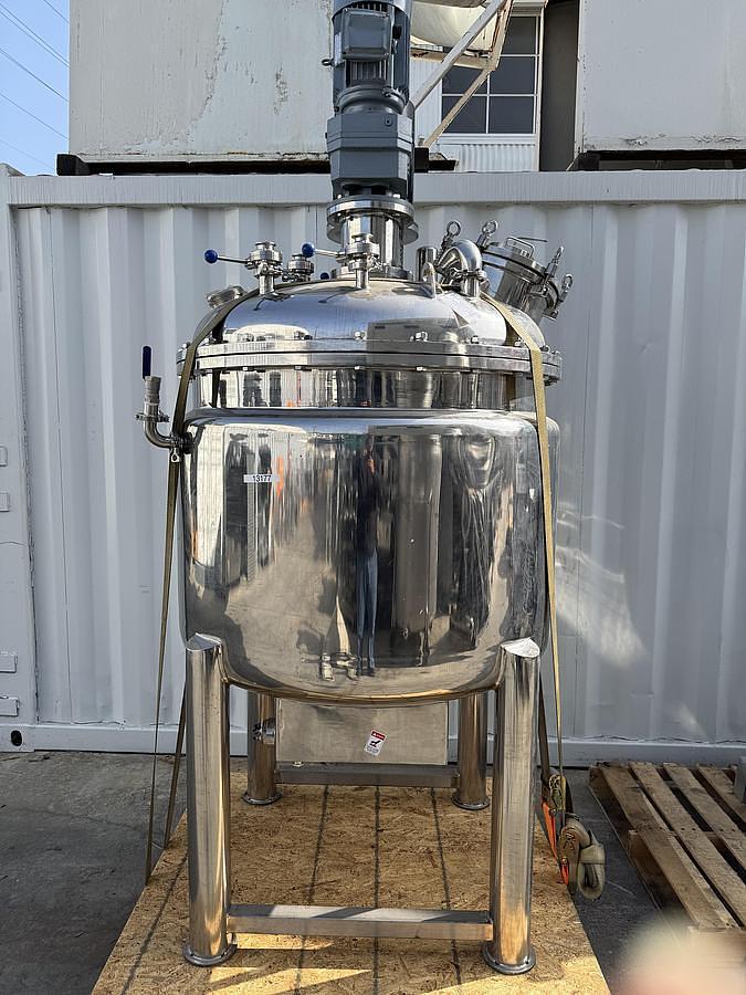 Used 500 LITER MIX TANK WITH SWEEP & EMULSIFIER - S/S - JACKETED