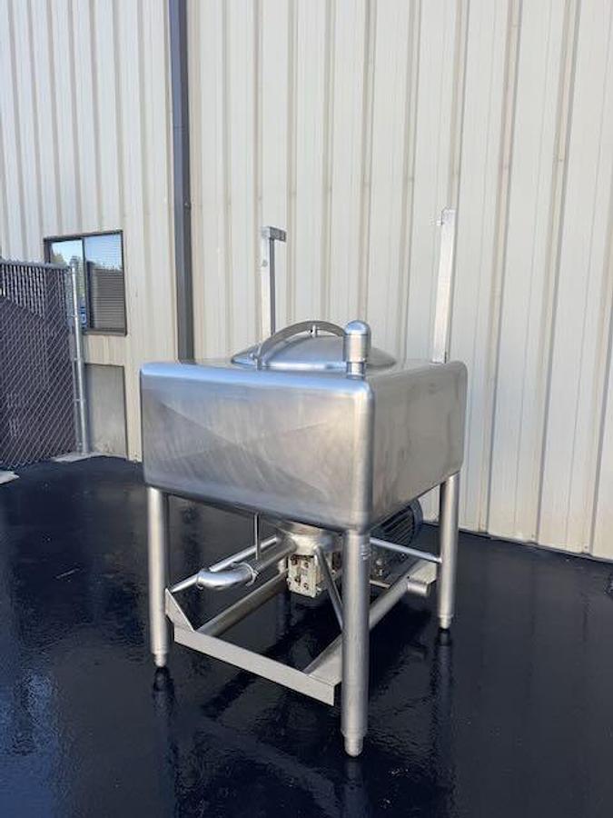Used 100 GALLON APV CREPACO "LIQUIVERTER" LIQUIFIER - S/S