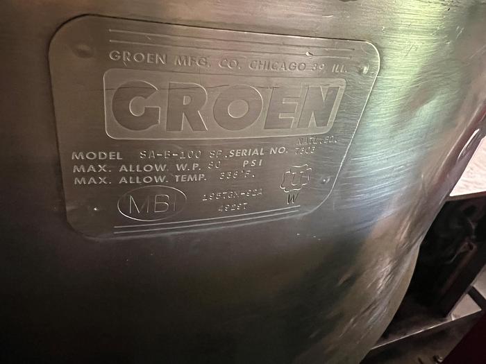 Used 100 GALLON GROEN KETTLE - S/S WITH C/S JACKET - 80 PSI @ 338 F
