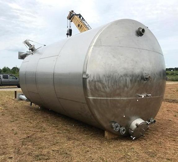 11,500 GALLON MIX TANK WITH DISH BOTTOM S/S