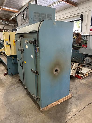 Used 48″ W X 24″ D X 48″ H BLUE M OVEN – MODEL DCRI-326G-ST-350 – 316 DEG C / 600 DEG. F