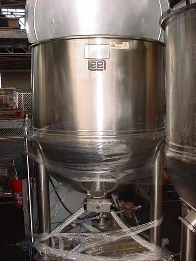 Used 200 GALLON LEE METAL S/S JACKETED KETTLE WITH AN ANGLED SWEEP AGITATOR