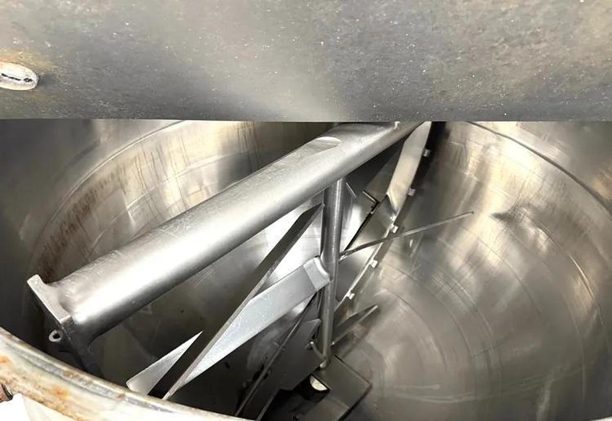 Used 300 GALLON LEE DOUBLE MOTION KETTLE - S/S - 90 PSI JACKET