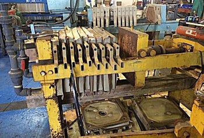 Used 2.5 CU. FT. INDUSTRIAL FILTER PRESS