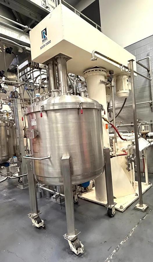 Used 300 GALLON ROSS DUAL SHAFT VACUUM MIXER - S/S - JACKETED