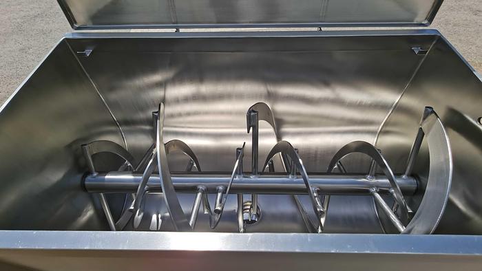 NEW 10 CU. FT. DOUBLE RIBBON BLENDER - S/S - 7.5 HP