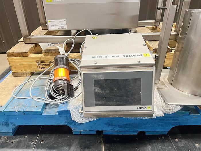 Used USED SESOTEC P-SCAN RG GRAVITY FALL METAL DETECTOR