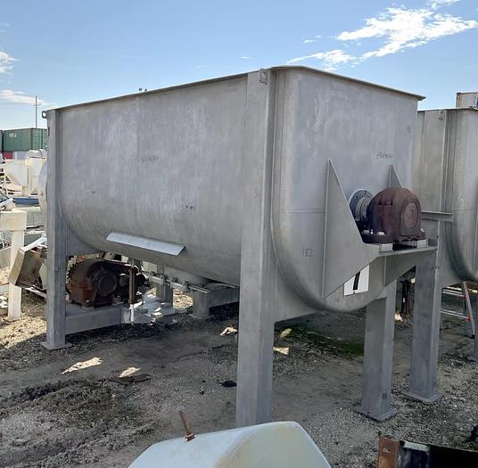 Used 270 CU. FT. WORKING CAPACITY DOUBLE RIBBON BLENDER - S/S