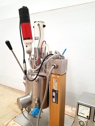 Used 3 LITER ESCO LABOR DUAL AGITATED LAB VACUUM MIXER - S/S - VACUUM - JACKETED