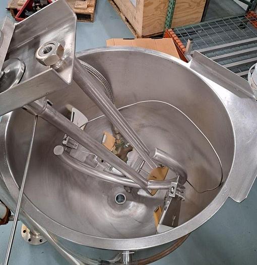 Refurbished 60 GALLON GROEN KETTLE WITH SINGLE MOTION INCLINE AGITATION - S/S - 60 PSI