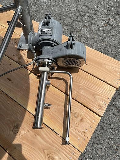 Used 370 GALLON (1400 LITER) T & C AGITATED REACTOR - 316L S/S - JACKETED