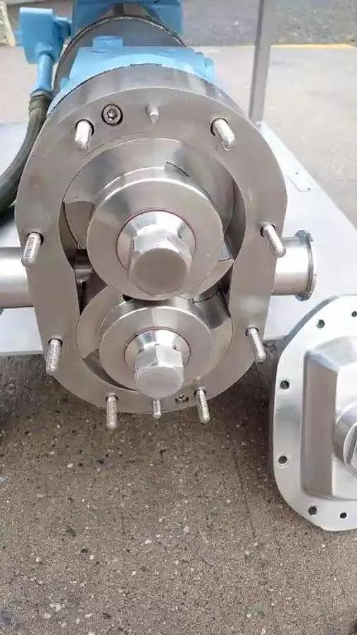 Used 1.5" WAUKESHA MODEL 030-U2 POSITIVE DISPLACEMENT PUMP - XP