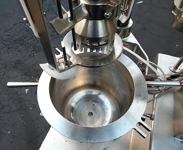 Used 2-7 LITER PRESSCO TURBO EMULSIFIER TRIPLE MOTION AGITATOR