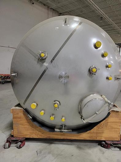 Used 2500 GALLON JACKETED POLISHED SANITARY TANK