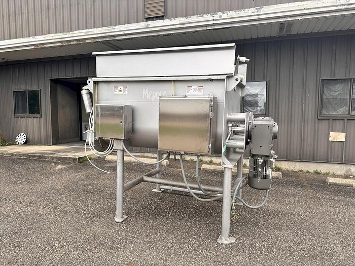 Used 40 CU. FT. MEPACO MODEL 170 - 2000# DUAL SHAFT RIBBON BLENDER - S/S