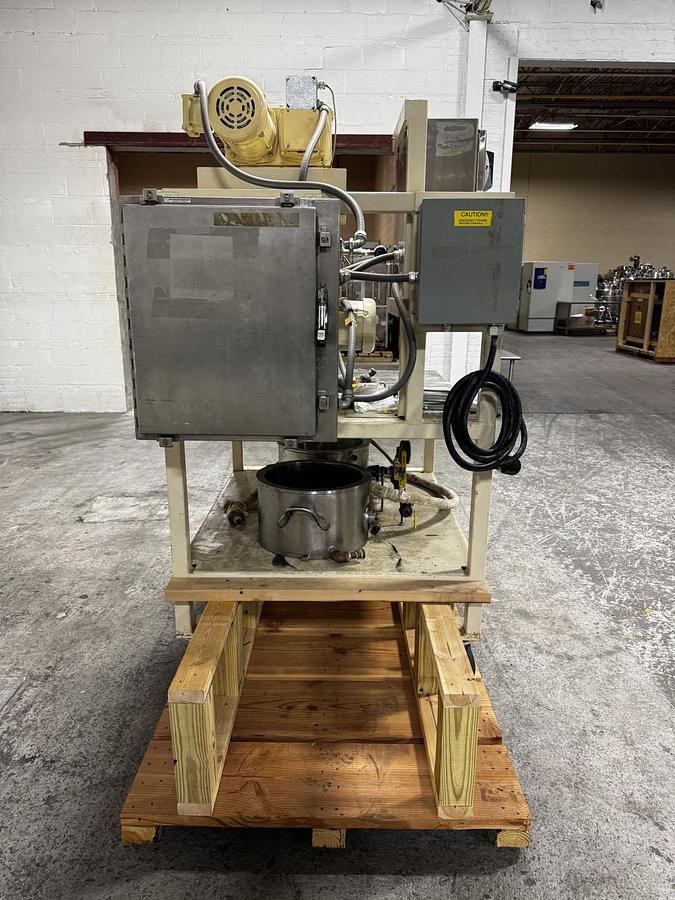 Used 4 GALLON ROSS DOUBLE PLANETARY MIXER - S/S - VACUUM - JACKETED