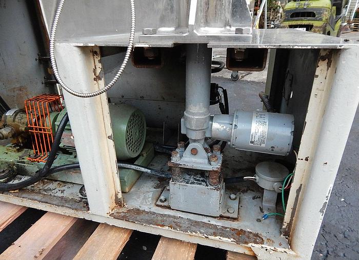 Used 2-7 LITER PRESSCO TURBO EMULSIFIER TRIPLE MOTION AGITATOR