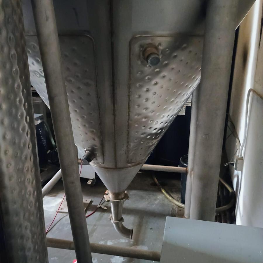 Used 1000 LITER CONE BOTTOM MIX TANK - JACKETED