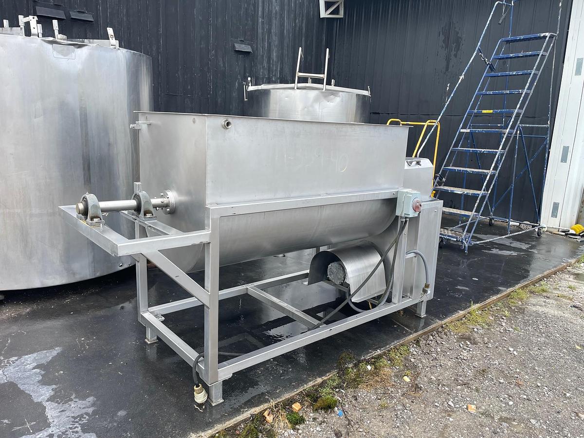 Used 30 CU. FT. STAINLESS STEEL PADDLE BLENDER  – RECONDITIONED (#9651)