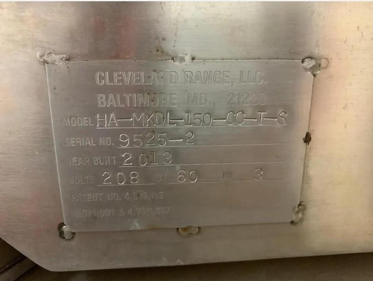 Used 150 GALLON CLEVELAND TILT KETTLE WITH HORIZONTAL AGITATION - 100 PSI JACKET