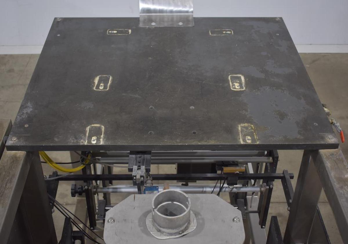 Used MATRIX PRO SERIES FORM FILL SEAL MACHINE