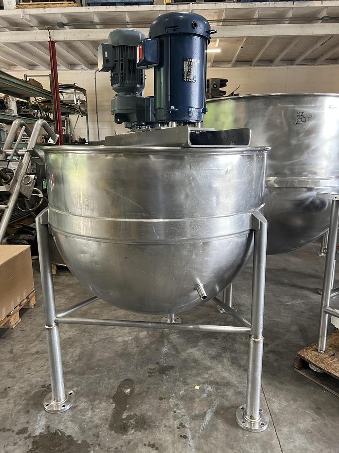 Refurbished 200 GALLON KETTLE WITH TRIPLE MOTION AGITATION - S/S - 100 PSI JACKET