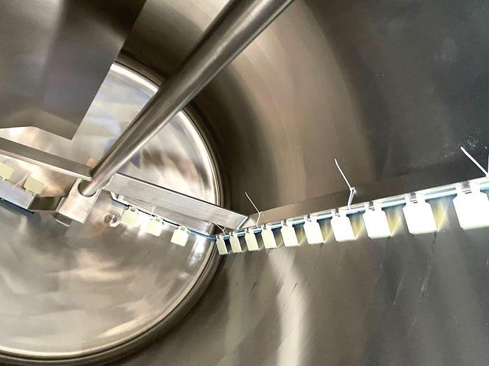 Used 1000 GALLON LEE SANITARY JACKETED KETTLE WITH SWEEP & SCRAPE MIXER