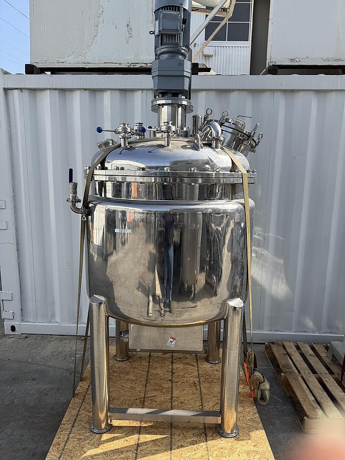 Used 500 LITER MIX TANK WITH SWEEP & EMULSIFIER - S/S - JACKETED