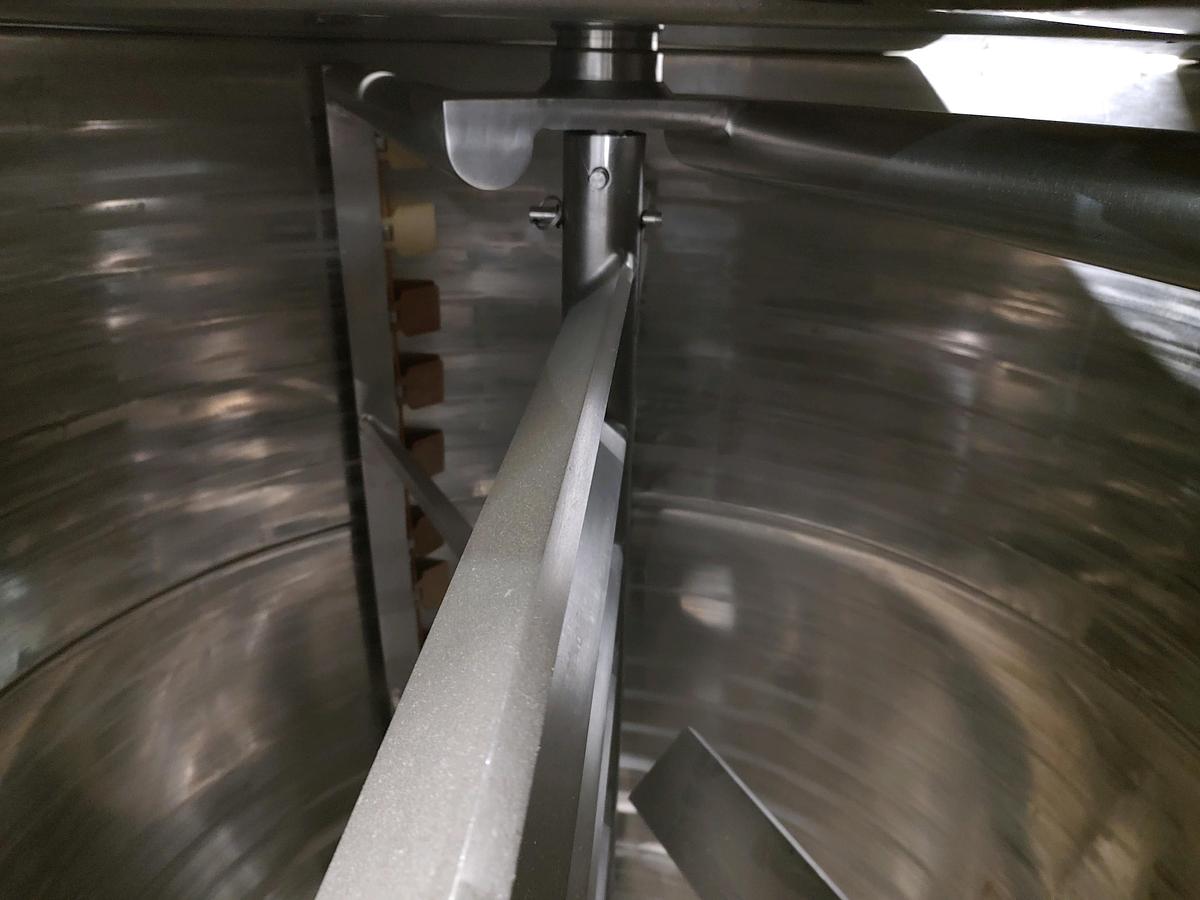Refurbished 1,000 GALLON LEE KETTLE WITH DOUBLE MOTION AGITATION - 90 PSI FULL SIDE WALL JACKET