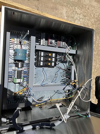 Used 370 GALLON (1400 LITER) T & C AGITATED REACTOR - 316L S/S - JACKETED