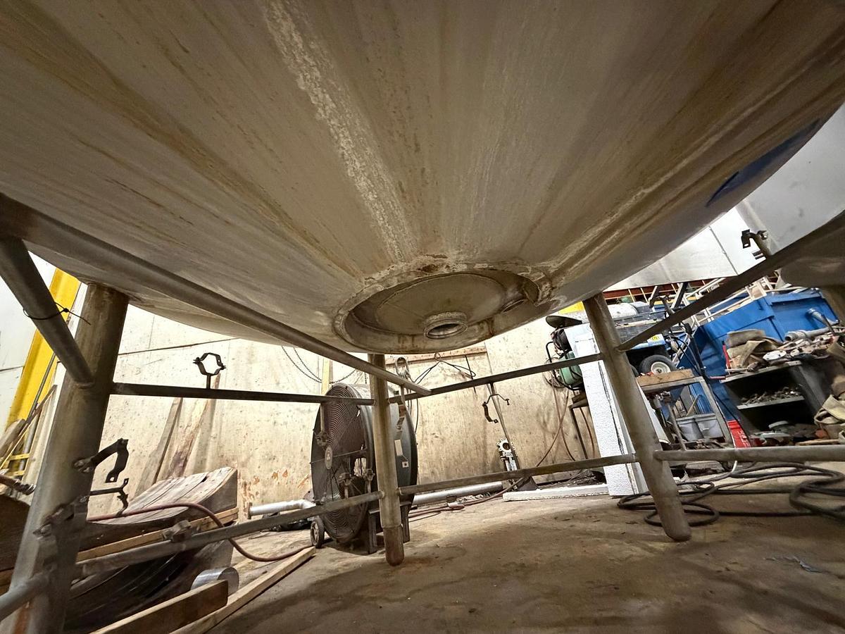 Used 3,840 GALLON MIX TANK - T-316L S/S