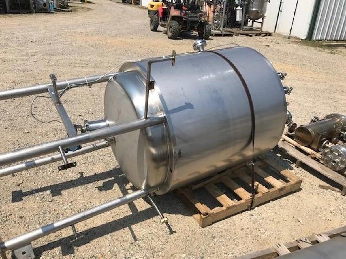 Used 600 LITER APACHE VACUUM JACKETED VESSEL - SANITARY S/S