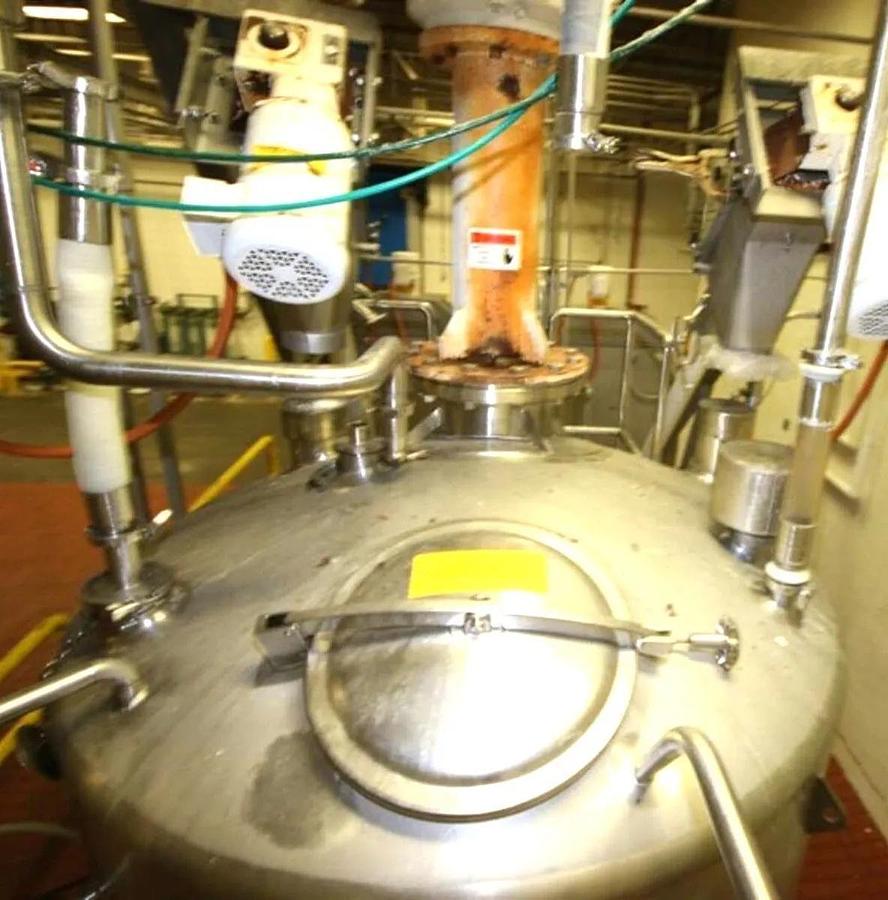 Used 1,000 GALLON FELDMEIER MIX TANK - SANITARY S/S