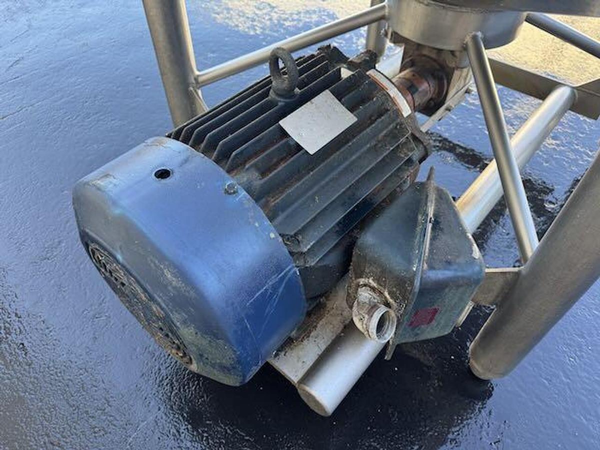 Used 100 GALLON APV CREPACO "LIQUIVERTER" LIQUIFIER - S/S