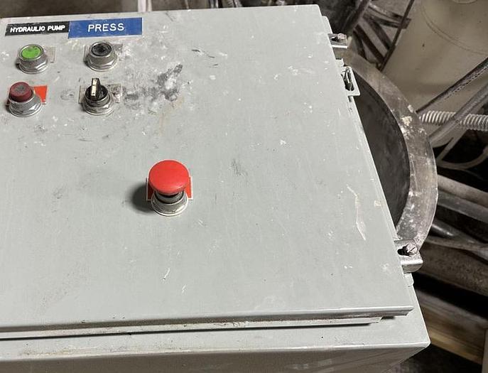 Used 40 GALLON ROSS TRIPLE SHAFT MIXER - S/S - VACUUM - JACKETED