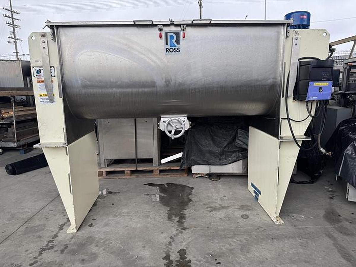 Used 36 CU. FT. ROSS DOUBLE RIBBON BLENDER - S/S