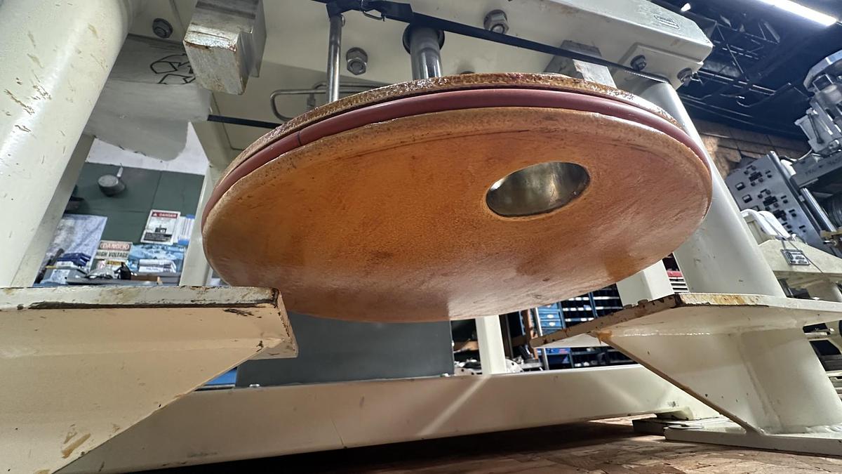 Used 4 GALLON ROSS DOUBLE PLANETARY MIXER WITH DISCHARGE RAM PRESS