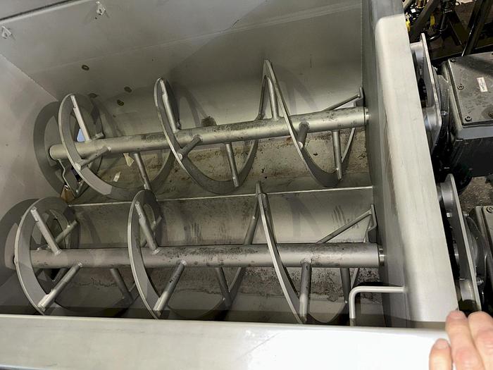 Used 40 CU. FT. MEPACO MODEL 170 - 2000# DUAL SHAFT RIBBON BLENDER - S/S