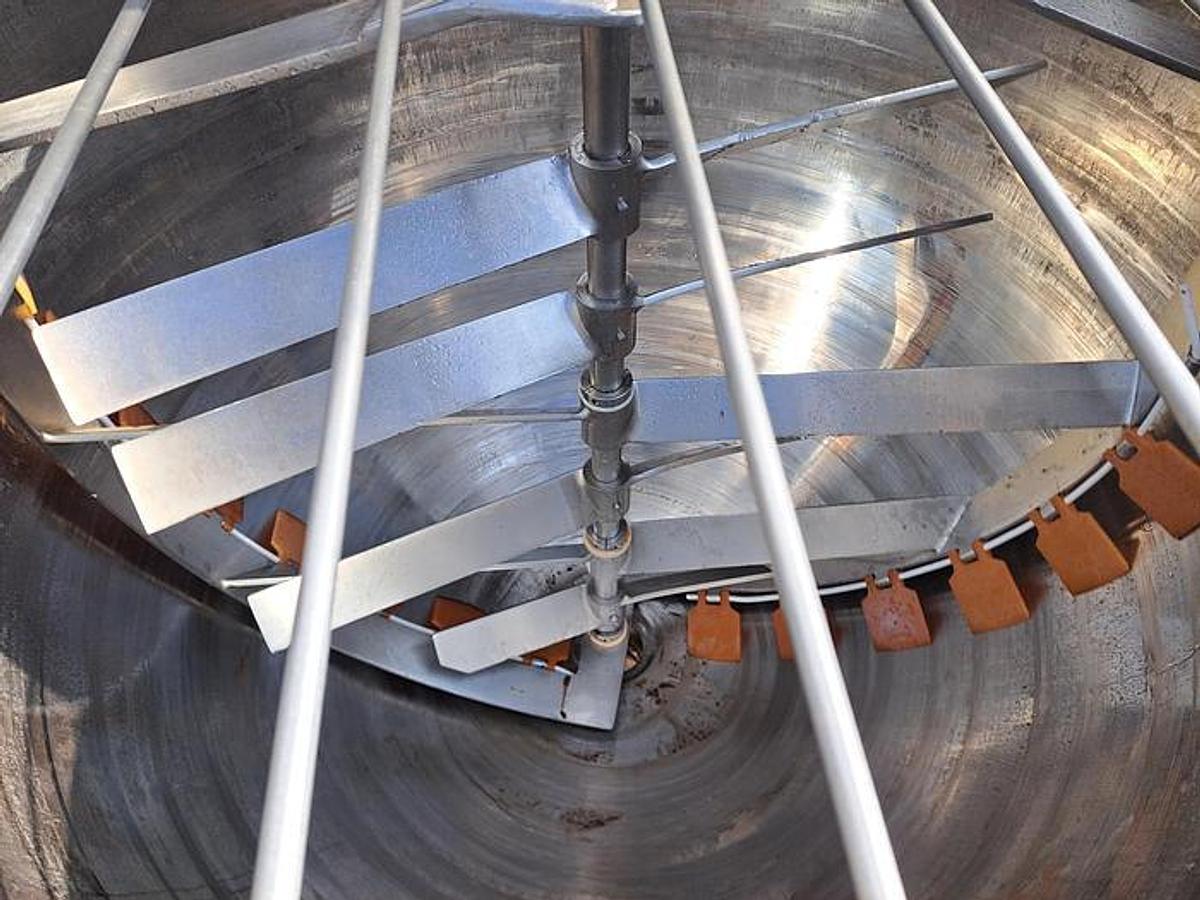 Used 360 GALLON LEE AGITATED KETTLE - S/S - 40 PSI