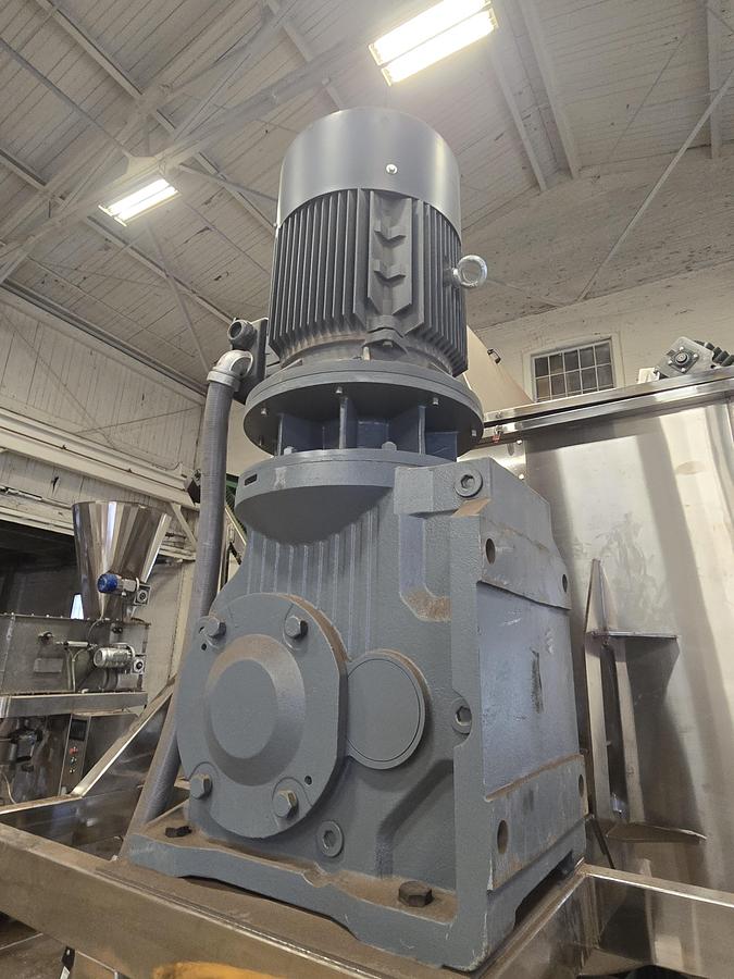 300 CU. FT. RIBBON / PADDLE BLENDER - 55 KW MOTOR