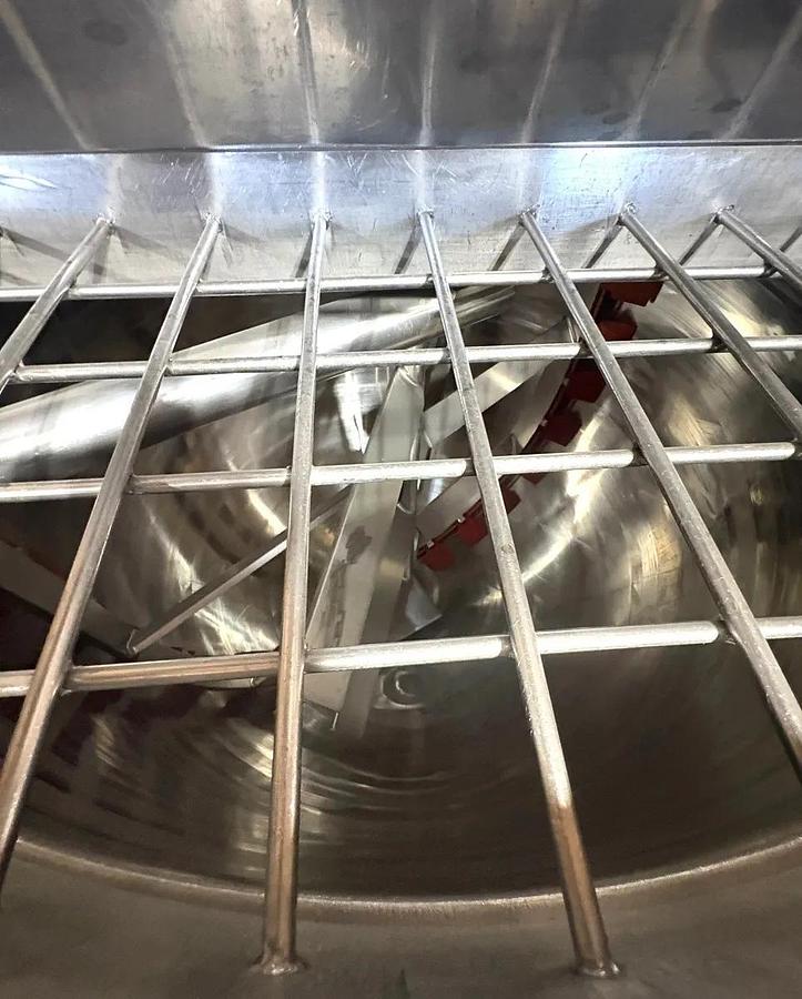 Used 350 GALLON GROEN DOUBLE MOTION KETTLE - 100 PSI JACKET