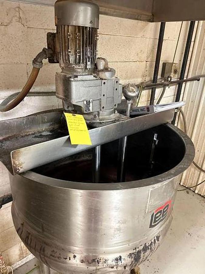 Used 75 GALLON LEE AGITATED KETTLE - S/S - JACKETED