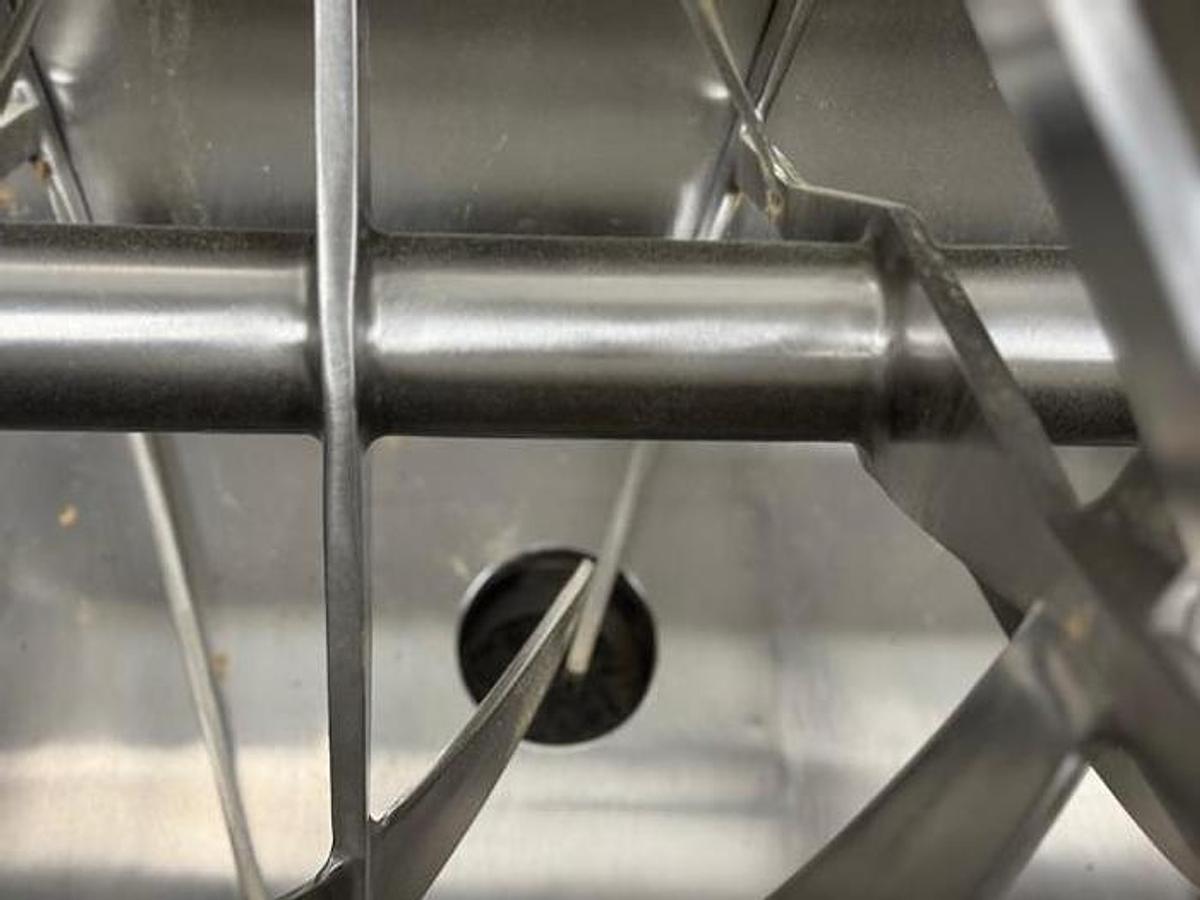 Used 25 CU. FT. ROSS DOUBLE RIBBON BLENDER - S/S