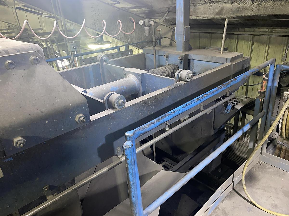 Used 40 CU. FT. US FILTER / JWI FILTER PRESS - 1000 MM - AUTOMATIC