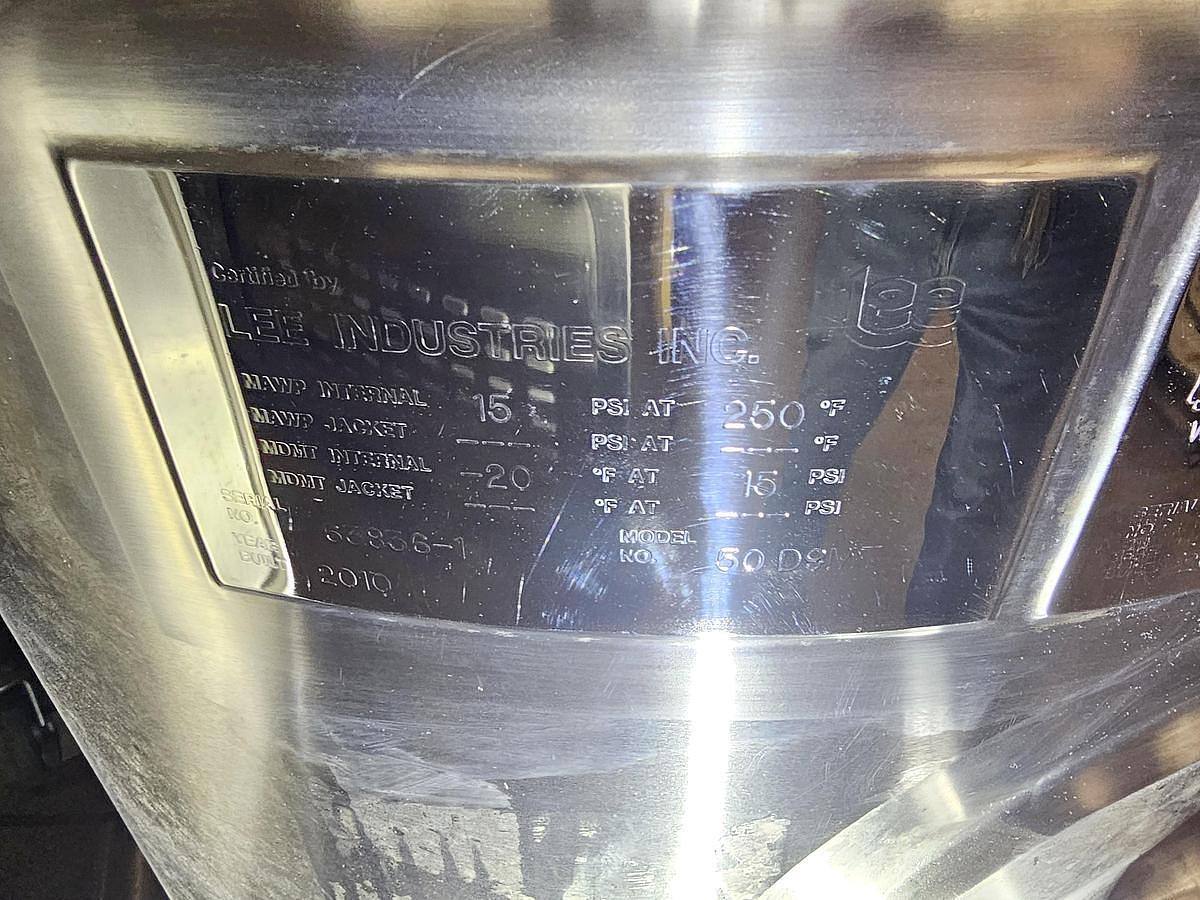 Used 50 GALLON LEE DOUBLE MOTION VACUUM KETTLE WITH MOKON HEATER