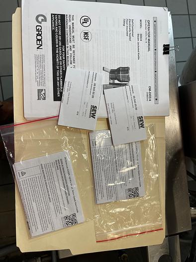 Refurbished 40 GALLON GROEN TWIN ACTION KETTLE - SELF CONTAINED - ELECTRIC (TILT)