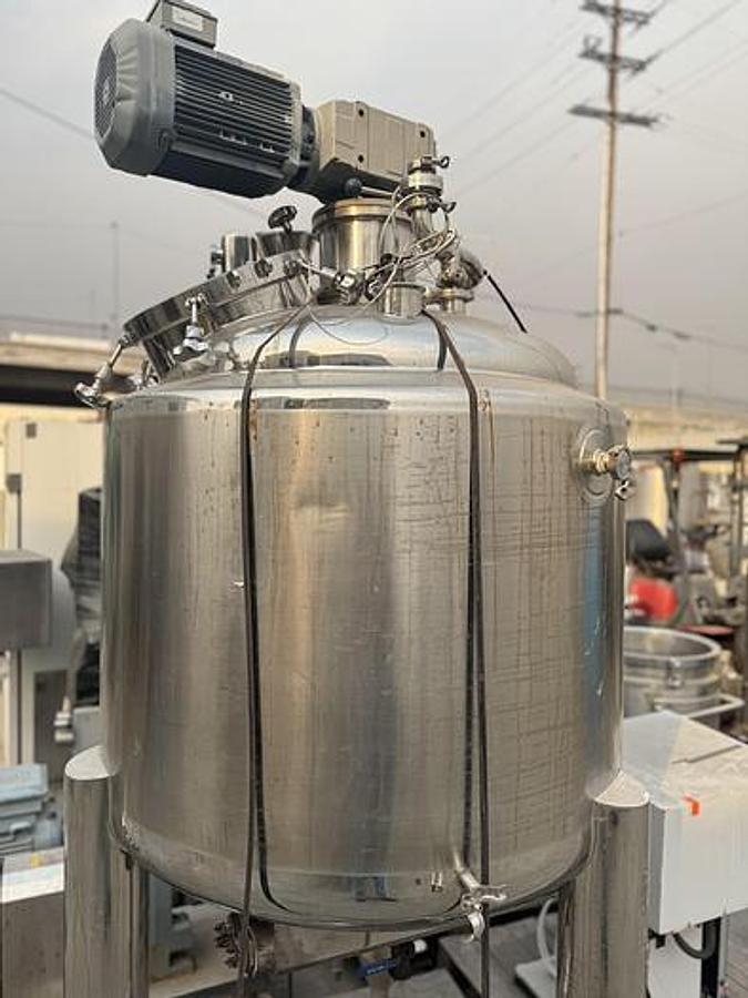 Used 500 LITER CHASING VACUUM EMULSIFIER REACTOR - S/S