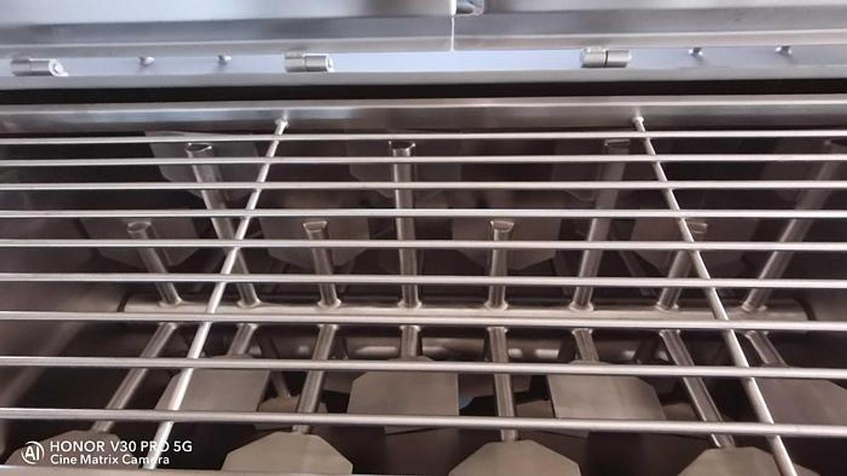 NEW 35 CU. FT. PADDLE BLENDER - S/S