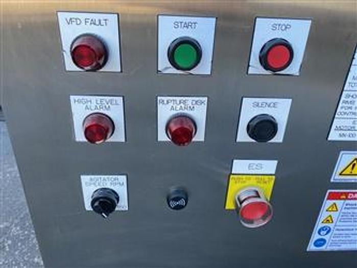 Used USED 100 LITE STAINLESS TECHNOLOGIES LIGHTNIN MIXER WITH REACTOR